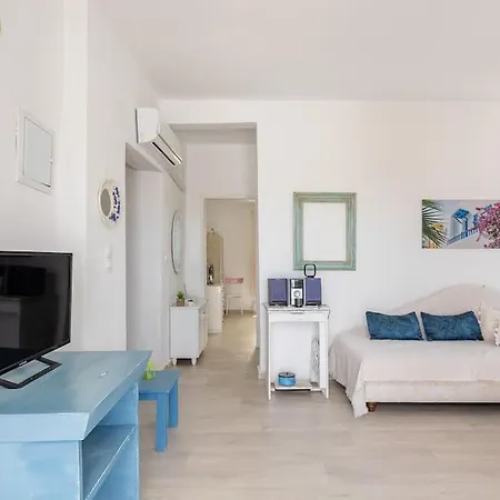 Maria ネア・ミカニオーナ